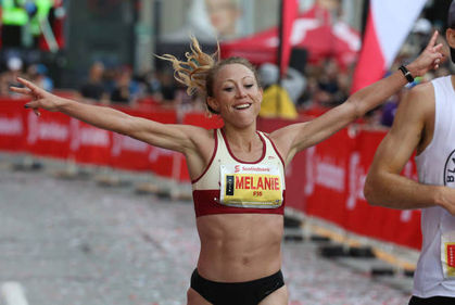 Marathon de chicago : pour ses 33 ans mélanie myrand s'offre un cadeau historique
