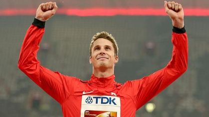 Derek drouin ajoute l'or à la récolte record du canada à pekin